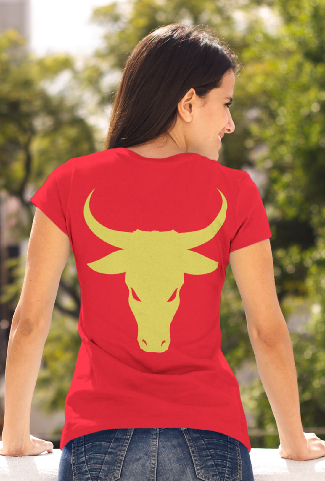 Bull Women's Back Printed T-Shirt