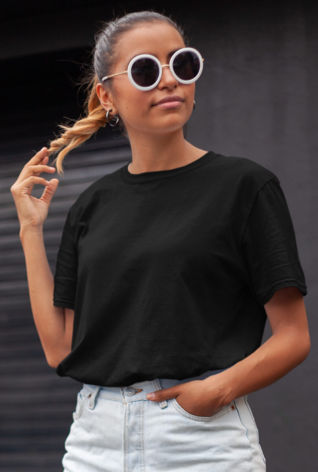 Solid Black Women's Oversized T-Shirt